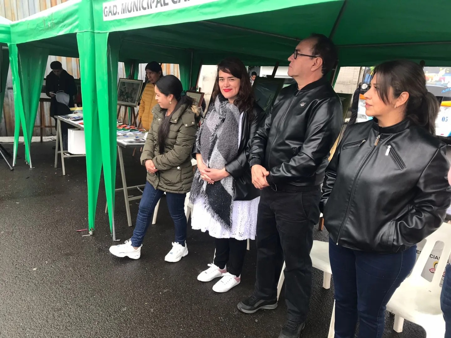 SE REALIZÓ LA INAUGURACIÓN DEL MURAL DEPORTIVO EN SANTIAGO DE QUERO