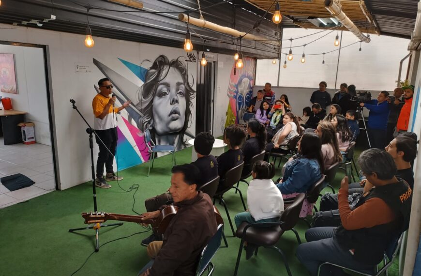 MURAL 8M